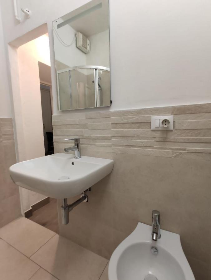 פיזה Lc Guest House מראה חיצוני תמונה