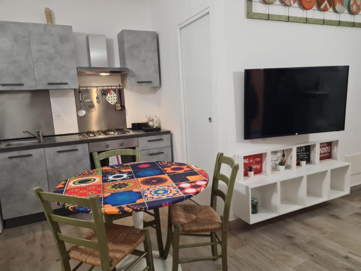 פיזה Lc Guest House מראה חיצוני תמונה